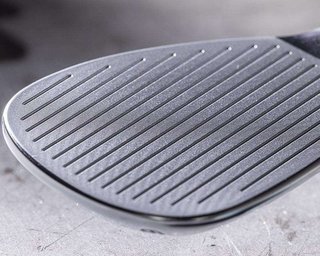 Cobra SNAKEBITE Silver Versatile herr wedge, stål