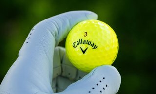 Callaway Chrome Tour 24 golfbollar, gula