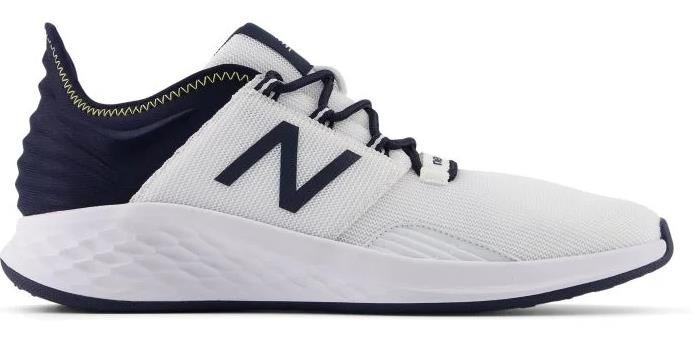 New Balance Fresh Foam ROAV dam golfskor, vit/marinblå