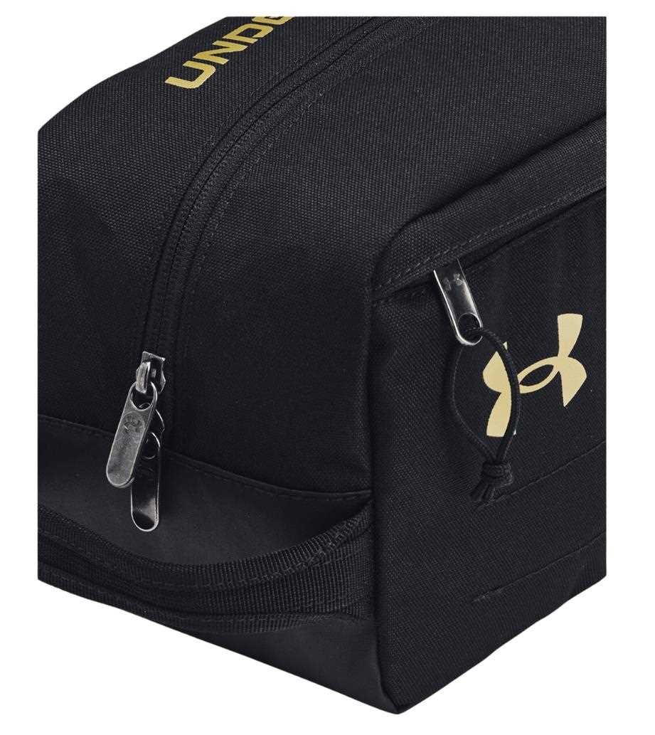 Under Armour Contain Travel Kit bag