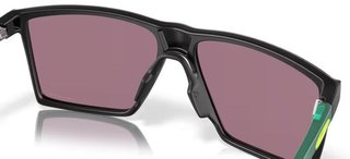 Oakley Futurity Sun solglasögon, Prizm Jade Lenses/Satin Black Frame