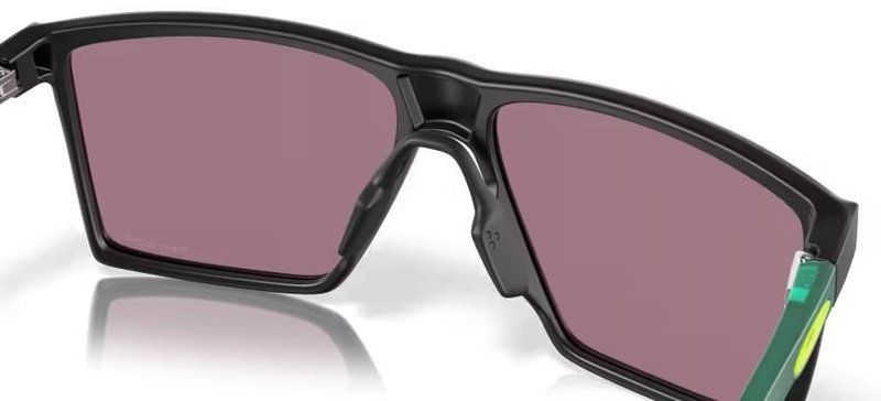 Oakley Futurity Sun solglasögon, Prizm Jade Lenses/Satin Black Frame