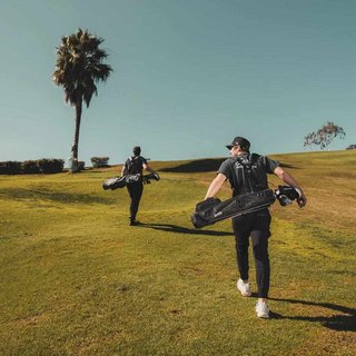 Sunday Golf Loma XL carry bag, matt svart