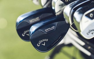 Callaway Opus Platinum Blue wedge, grafit