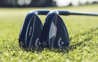 Callaway Opus Platinum Blue wedge, grafit