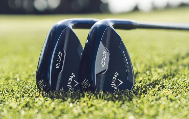 Callaway Opus Platinum Blue wedge, grafit
