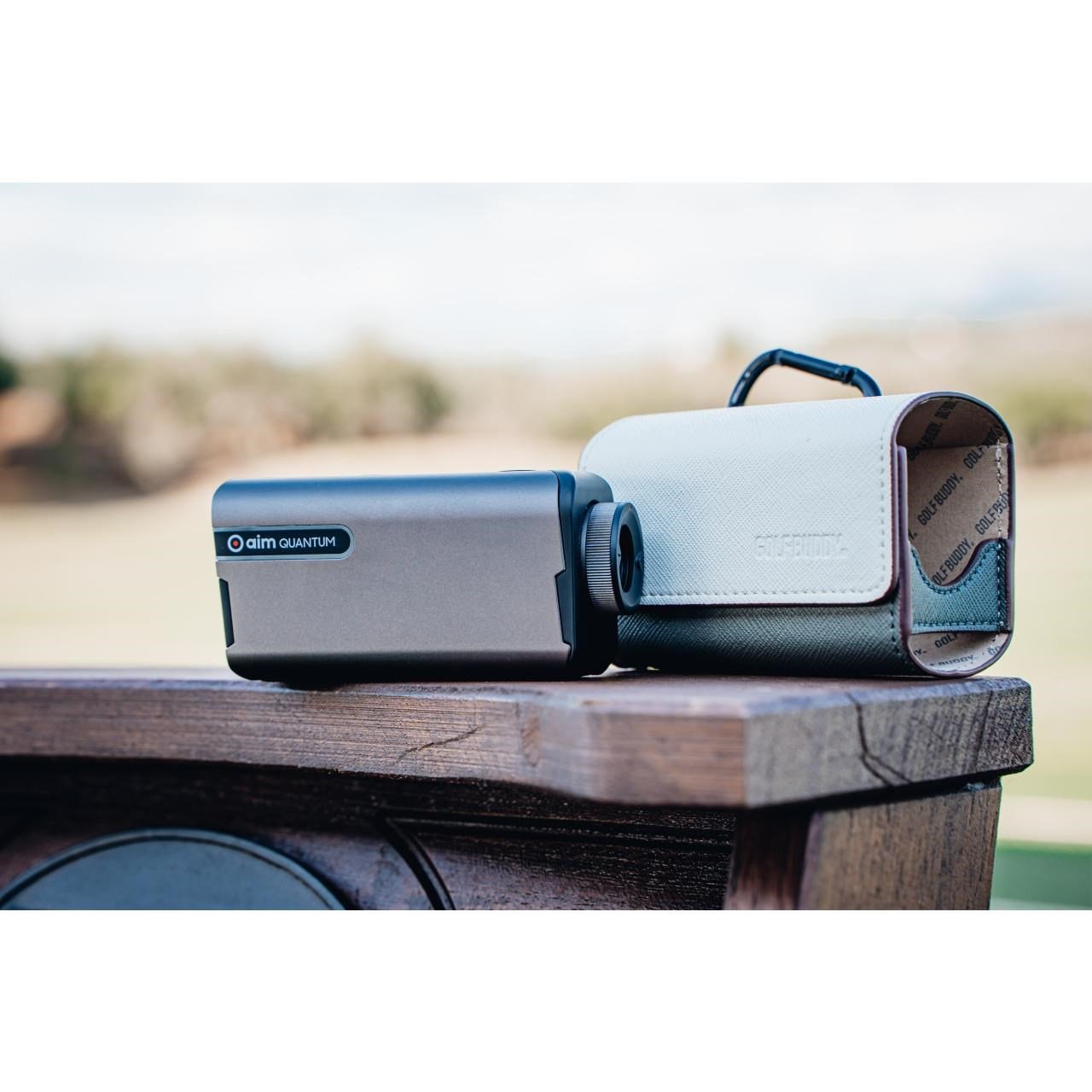 Golf Buddy aim QUANTUM laserrangefinder