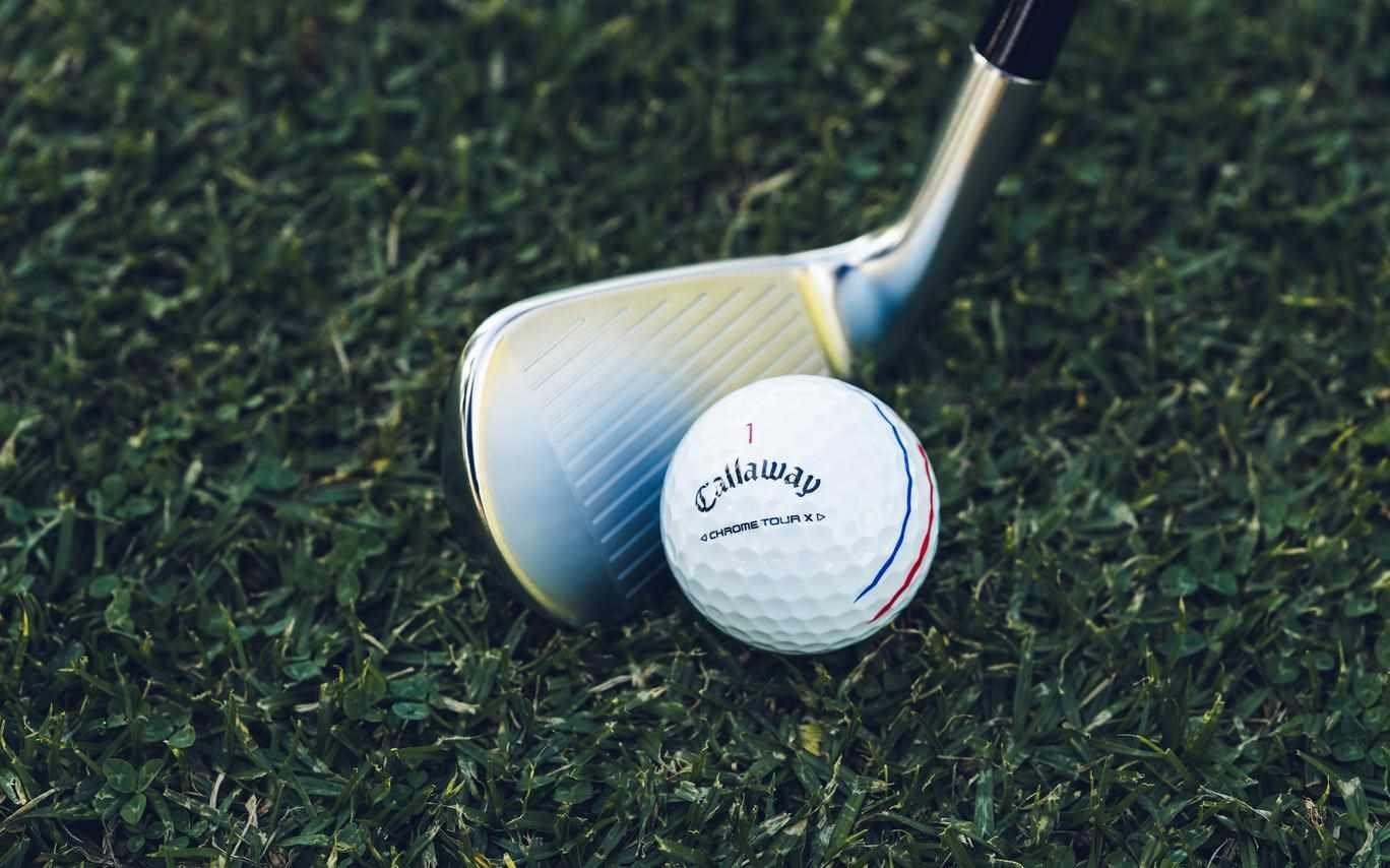 Callaway Chrome Tour X Triple Track golfbollar 2024 (48 bollar, 4 dussin)
