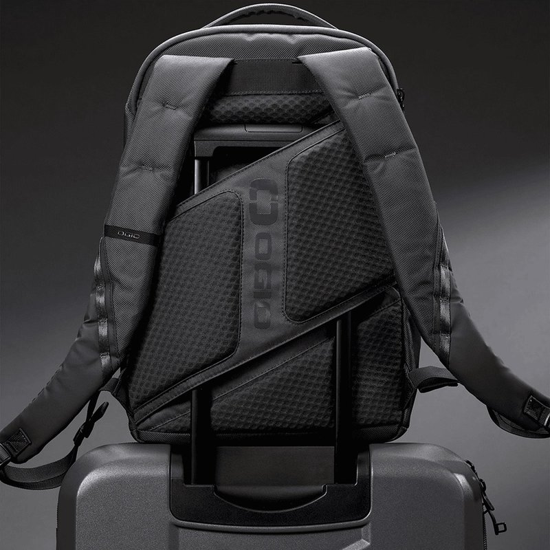 Ogio Ogio Pace Pro 20L Backpack bag, grey pinstripe
