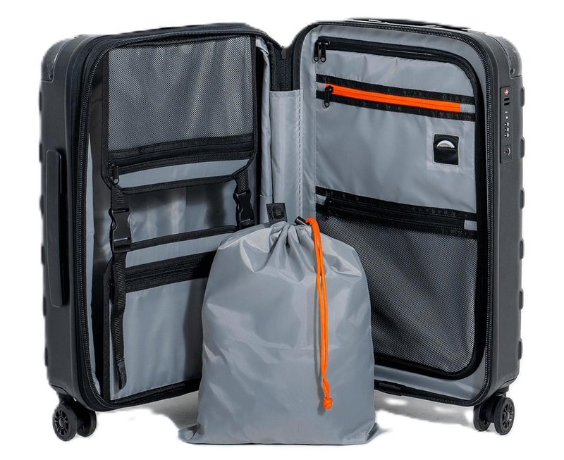 Ogio Renegade Vault Carry-On 35-40L golfbag, svart
