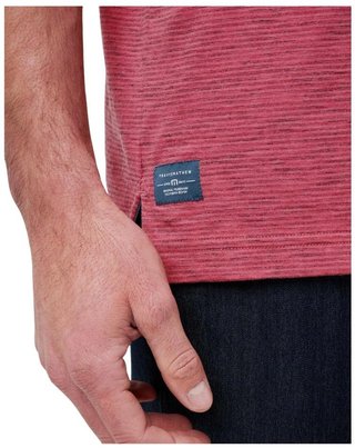 Travis Mathew Common Interest herr polo, rose wine