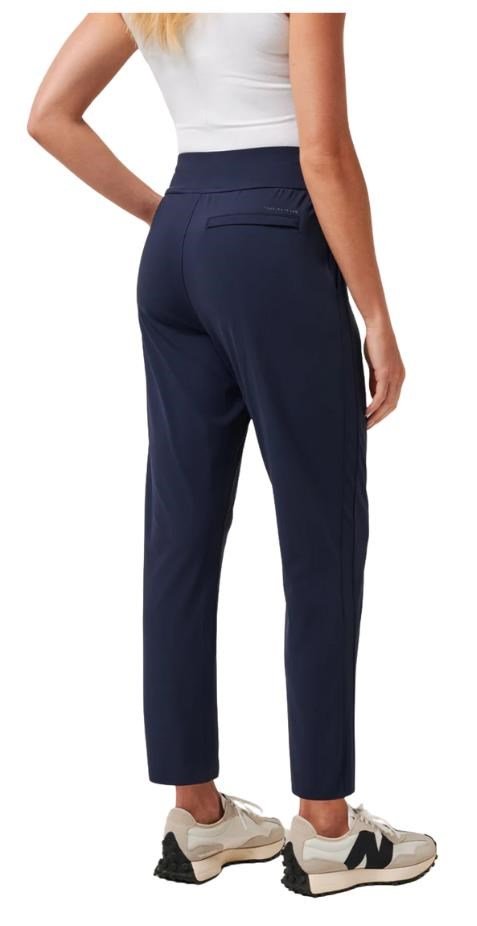 Travis Mathew Moveknit Resilience dambyxor, navy blazer