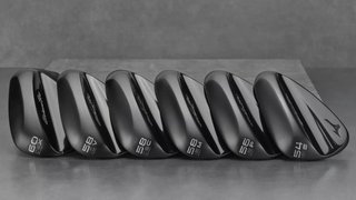 Mizuno Pro T-1 Black Ion wedge, stål