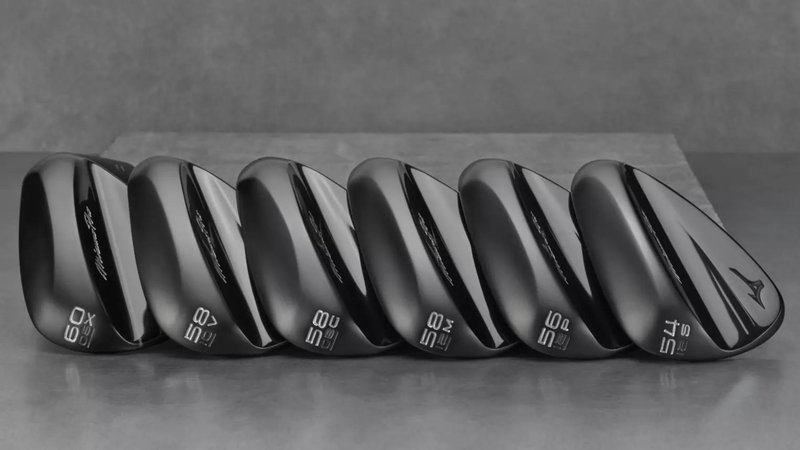 Mizuno Pro T-1 Black Ion wedge, stål