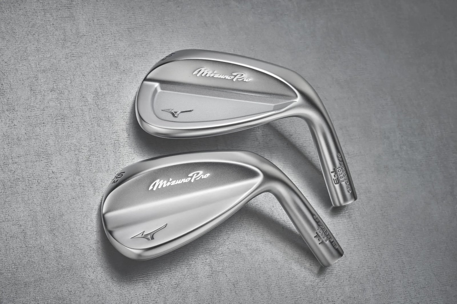 Mizuno Pro T-3 Soft White Satin wedge, stål
