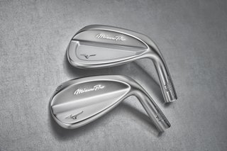 Mizuno Pro T-3 Soft White Satin wedge, stål