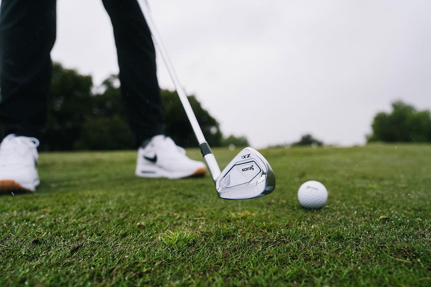 Srixon ZXi5 herr järnset, grafit