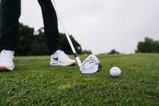 Srixon ZXi5 herr järnset, grafit