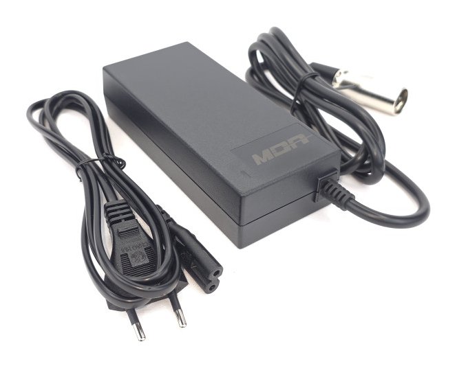 Davies Caddy Lithium Charger, svart