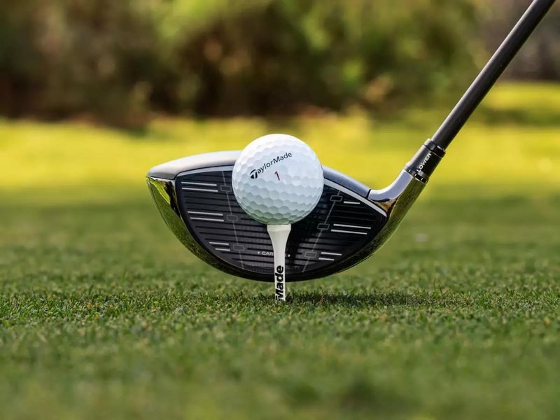 TaylorMade Qi35 Designer Series Silver herr driver