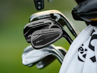 TaylorMade Qi Gunmetal Edition herr järnset, stål
