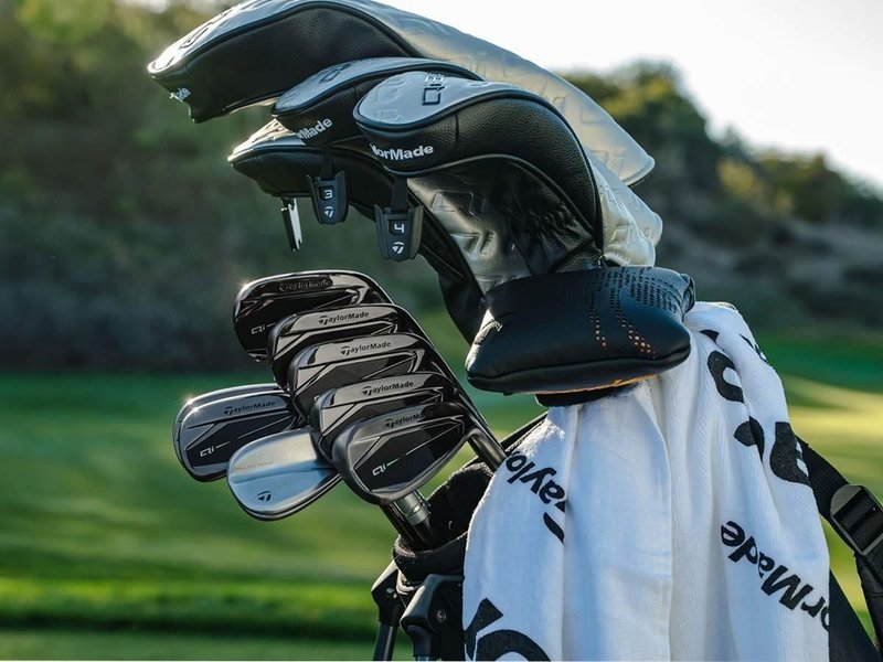 TaylorMade Qi Gunmetal Edition herr järnset, stål