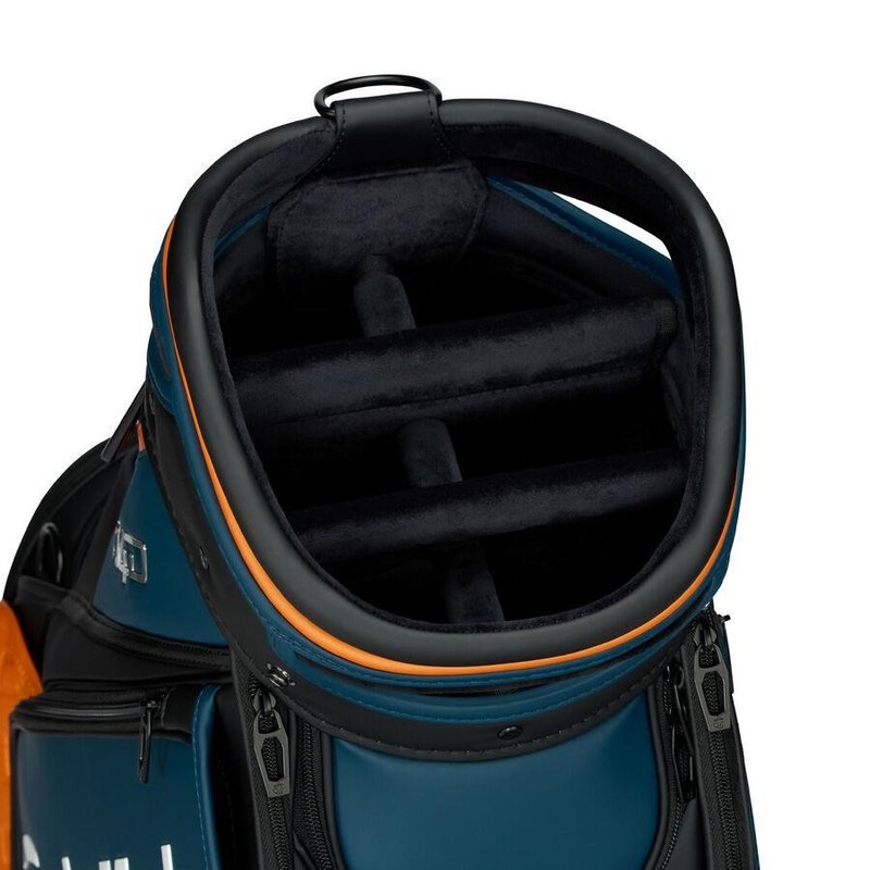 TaylorMade Qi4D Staff cart bag, svart