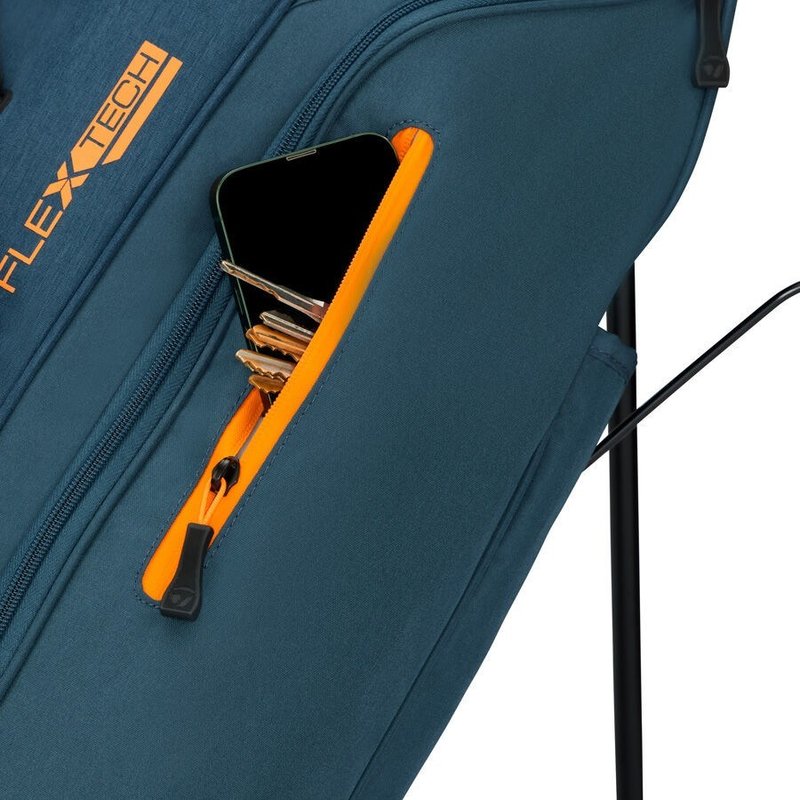 TaylorMade FlexTech stand bag, driver