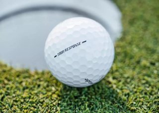 TaylorMade Tour Response Stripe golfbollar