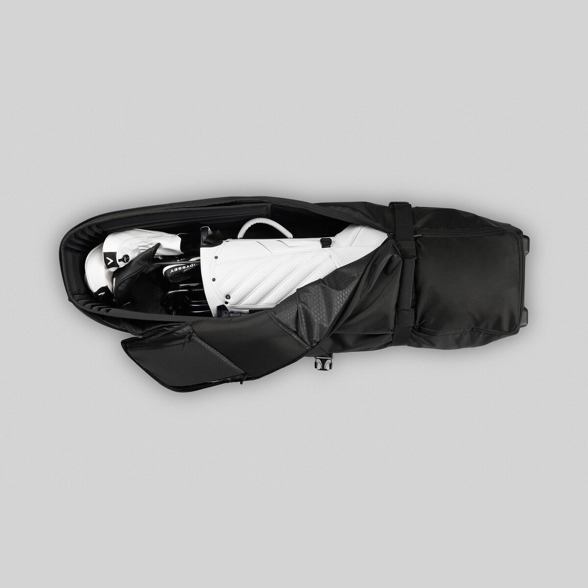 Ogio Pace travel bag, svart