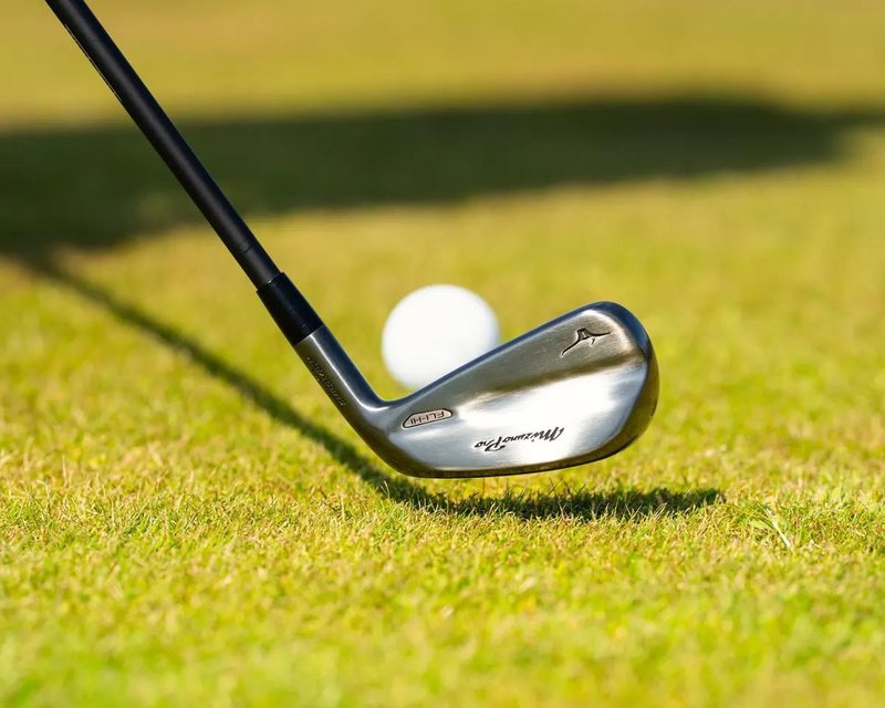 Mizuno Pro Fli-Hi Utility driving iron, graphite