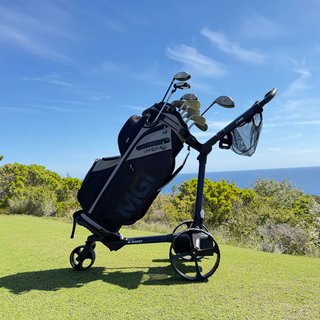 MGI E-Boost hybrid golfvagn, marinblå
