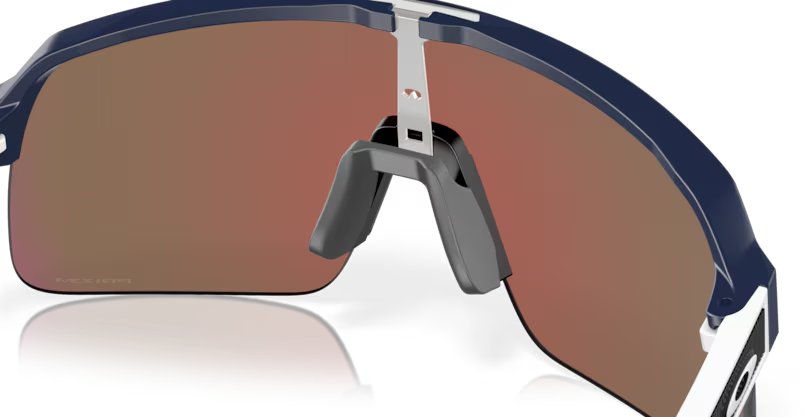 Oakley Sutro Lite Matte Navy/Matte White w/Prizm Violet solglasögon
