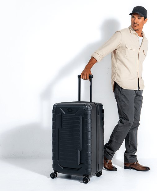 Ogio Renegade Vault Checked Luggage 95L resväska, vit