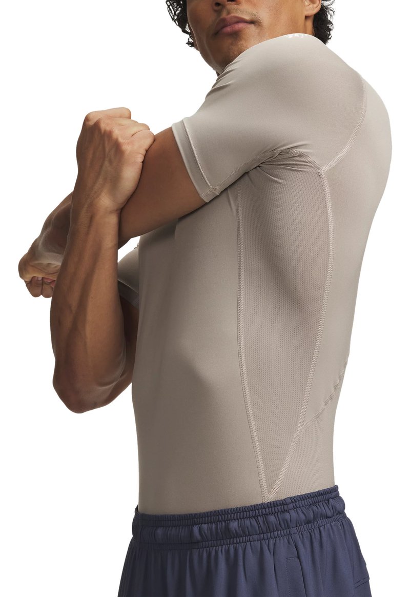 Under Armour HeatGear herr kompressionströja, timberwolf taupe/vit