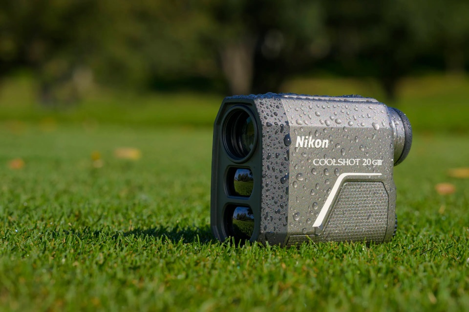 Nikon COOLSHOT 20 GIII — kompakt och redo för spel