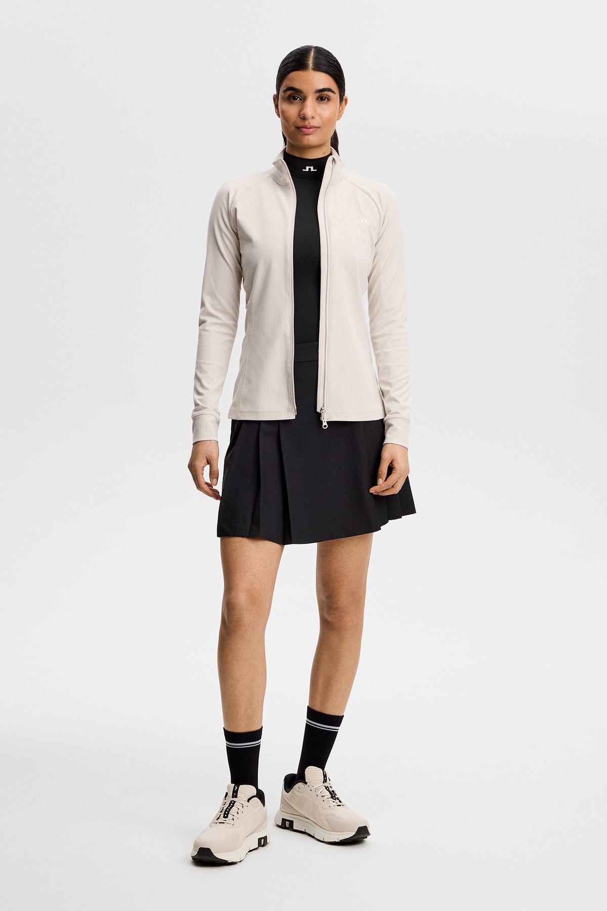 J.Lindeberg Mel Rib Mid Layer Moonbeam – tygdetalj på banan