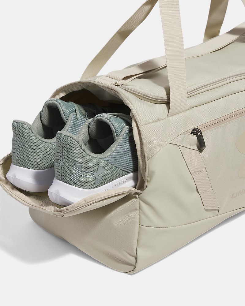 Under Armour Undeniable 5.0 liten duffelväska – detalj på skoficka