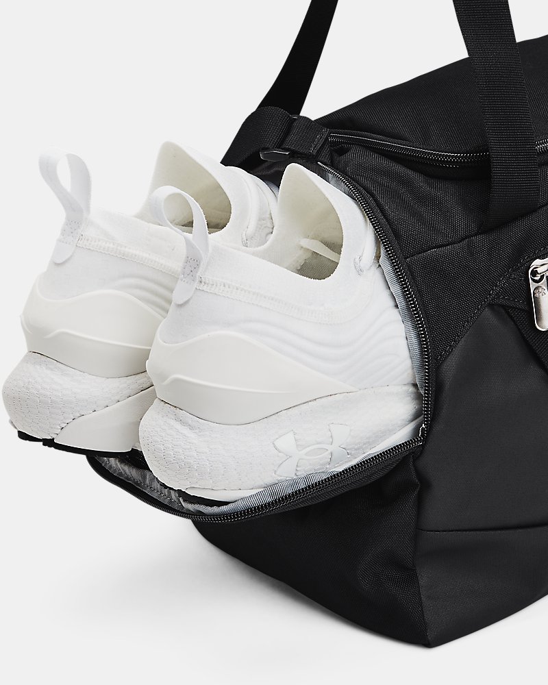 Sidoficka i mesh på UA Undeniable 5.0 XS Duffle Bag